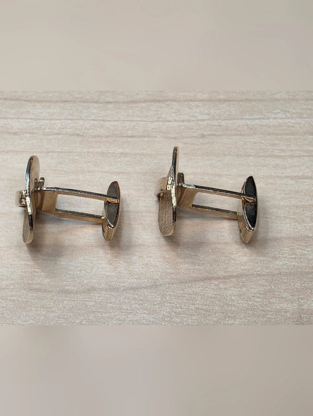 Vintage Gold Tone Oval Textured Cufflinks Mid Century Modern Geometric